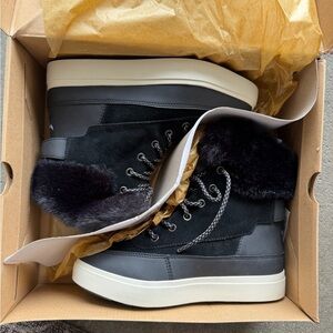 UGG Black Winter Boots with Fur Lining